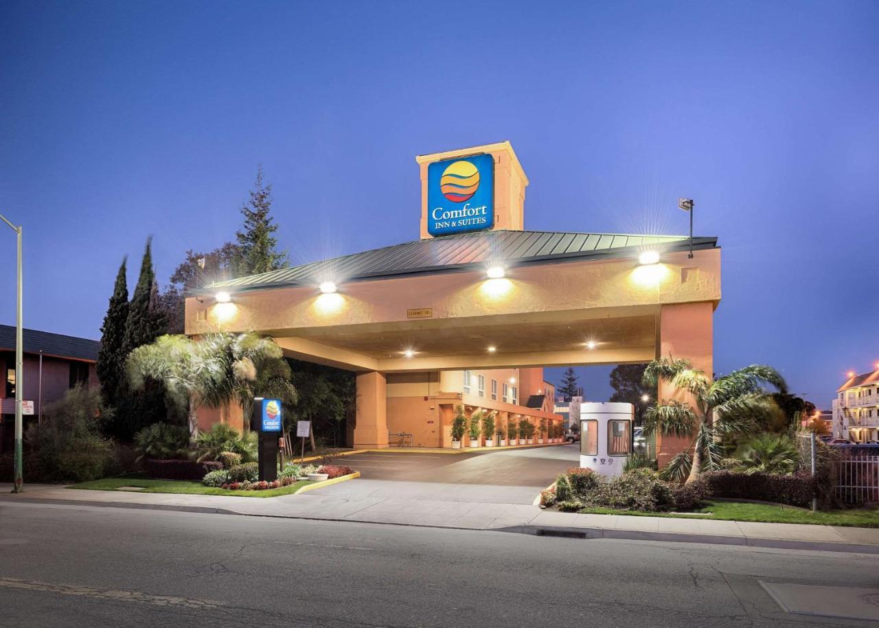 Comfort Inn & Suites Oakland Airport Exterior foto